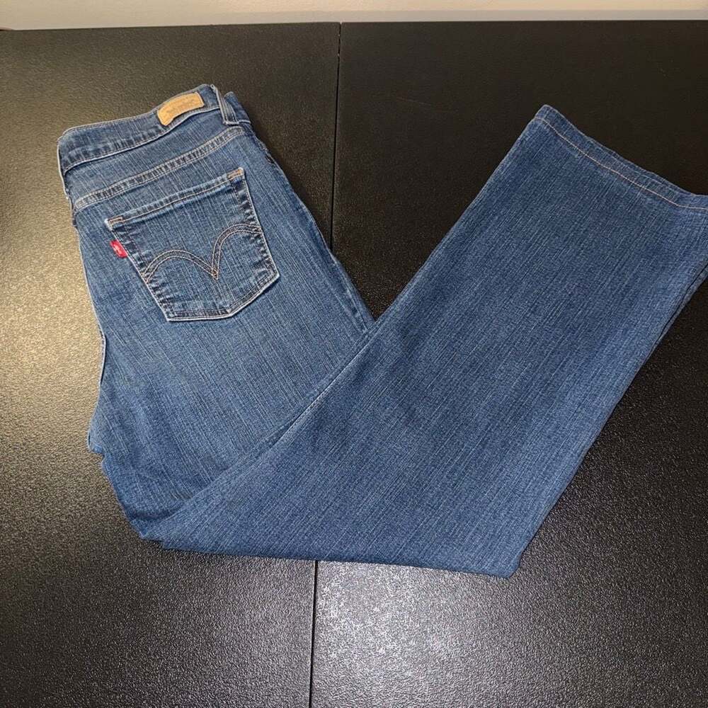 Levi's Perfectly Slimming 512 Boot Cut Women's Jeans Size 6M